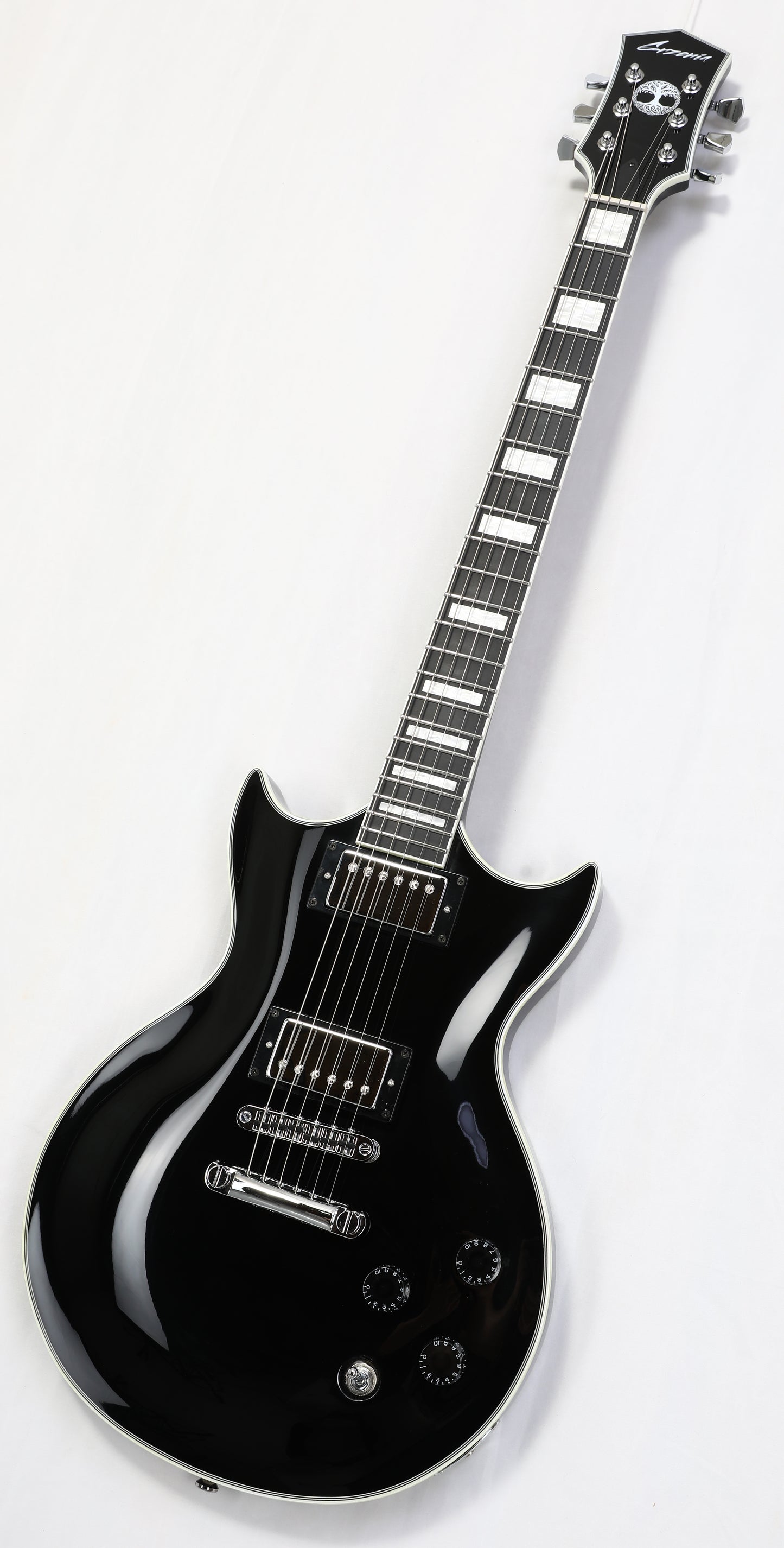Roots Series Baroness - Chrome Black Beauty